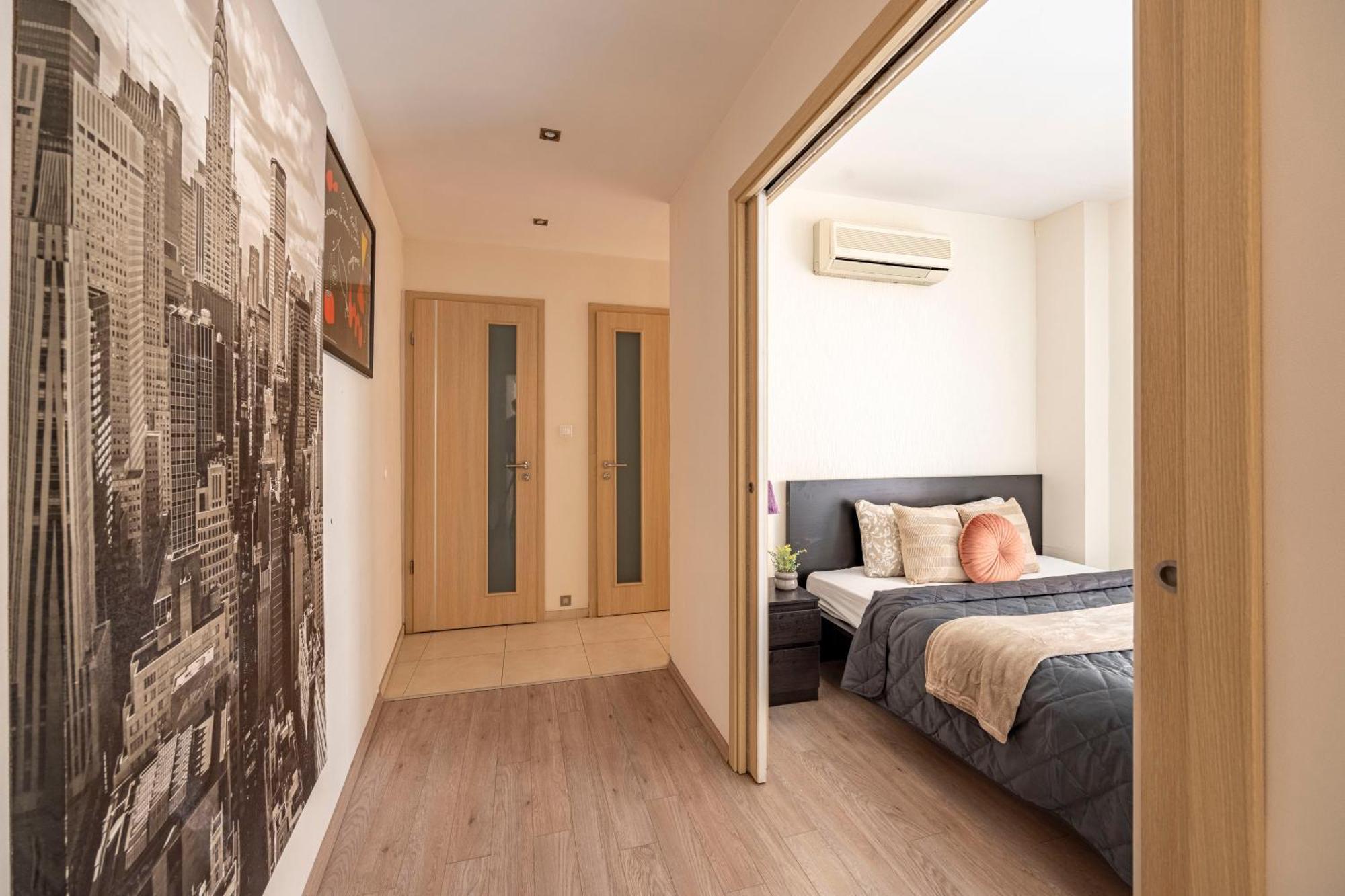 Exclusive Central Suite With Balcony By Prestige Homes 布达佩斯 外观 照片